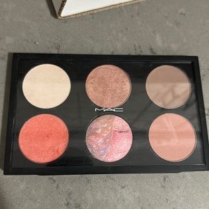 MAC cosmetics blusher/bronzer palette